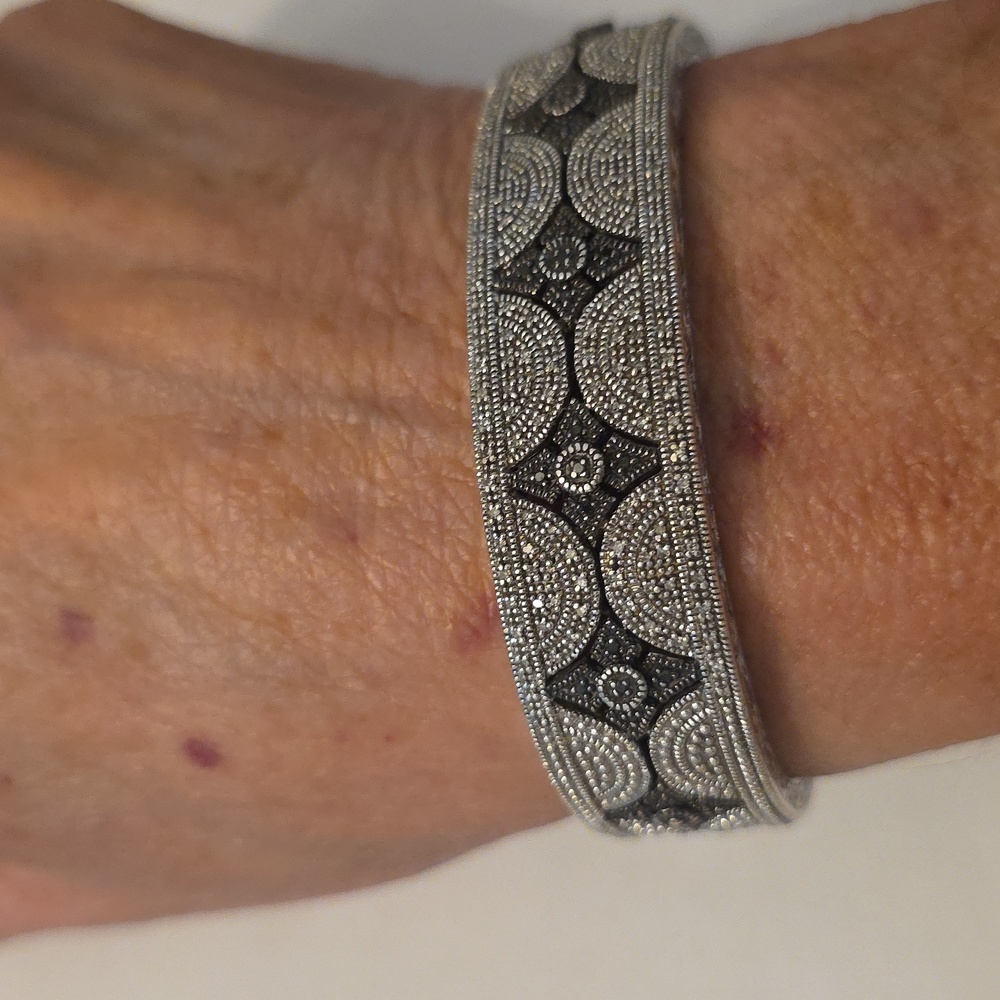 Silver And Black Patterned Cuff Hinged Bracelet - image 7